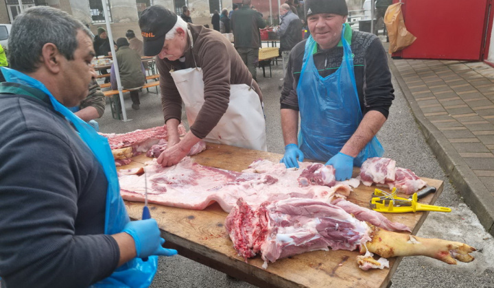 24. fotógaléria fotózás 2023 | Fašiangová zabíjačka