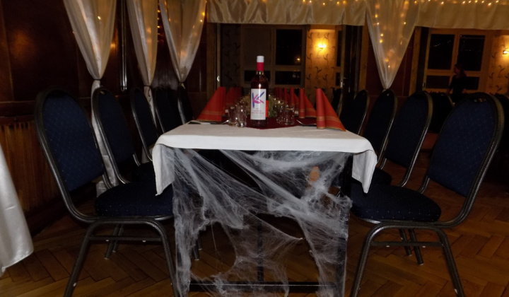 9. fotógaléria fotózás 2022| IV. HALLOWEEN bál-ples