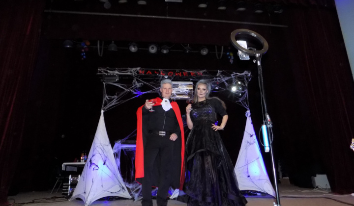 15. fotógaléria fotózás 2022| IV. HALLOWEEN bál-ples