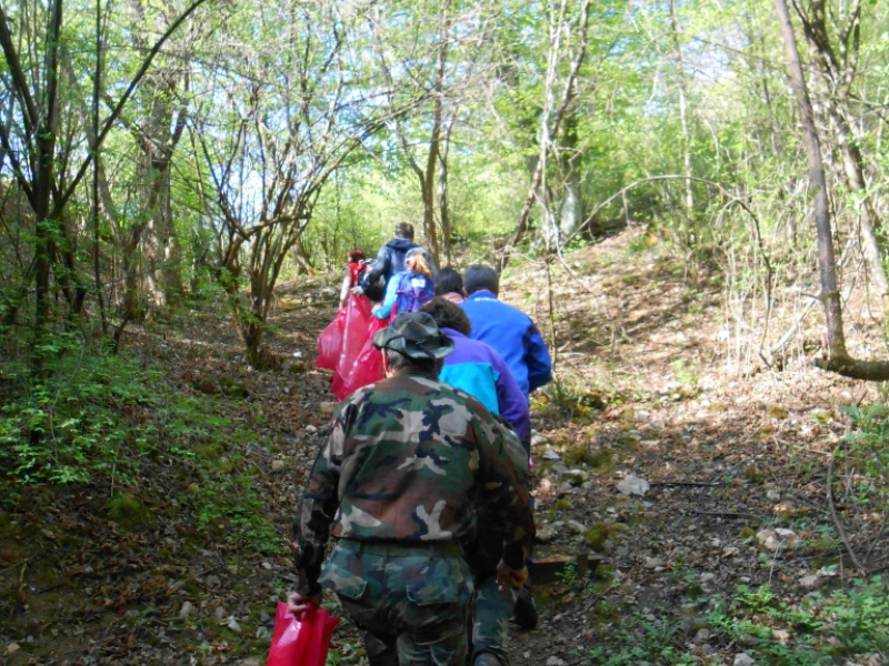 2015/ A tanösvény tisztítása - Čistenie náučného chodníka