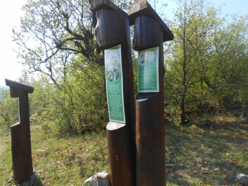 2015/ A tanösvény tisztítása - Čistenie náučného chodníka