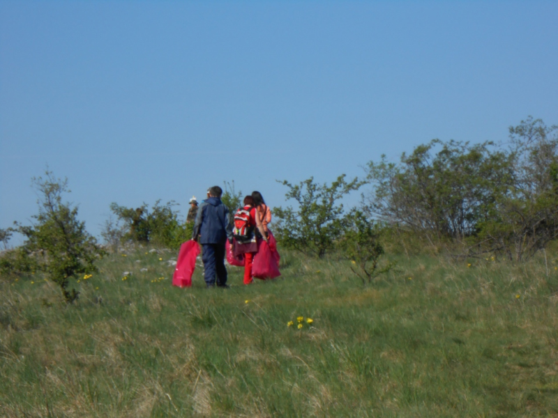 2015/ A tanösvény tisztítása - Čistenie náučného chodníka