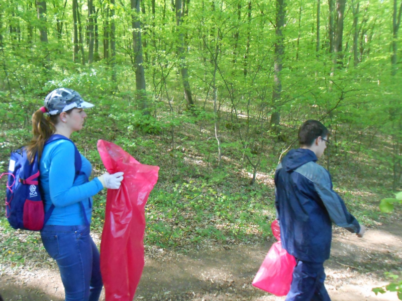 2015/ A tanösvény tisztítása - Čistenie náučného chodníka