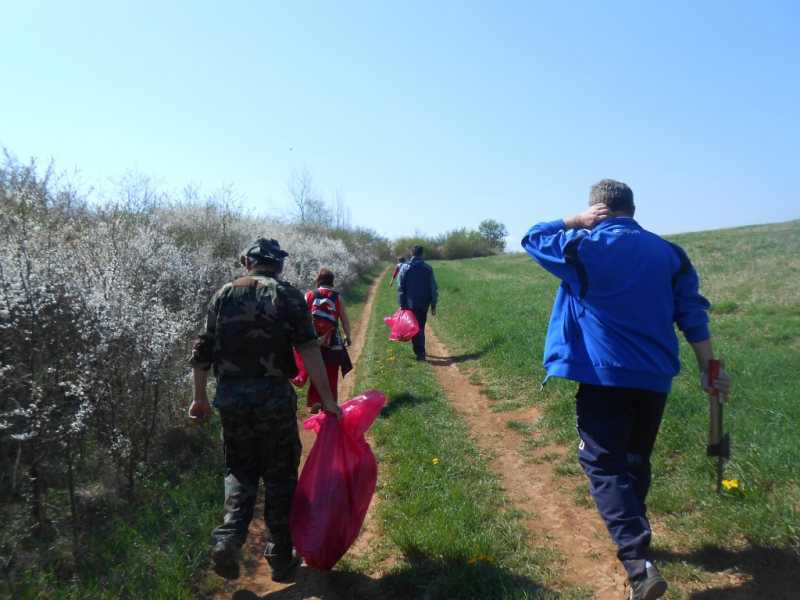 2015/ A tanösvény tisztítása - Čistenie náučného chodníka