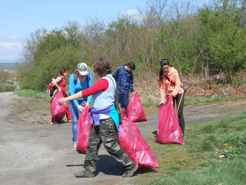 2015/ A tanösvény tisztítása - Čistenie náučného chodníka