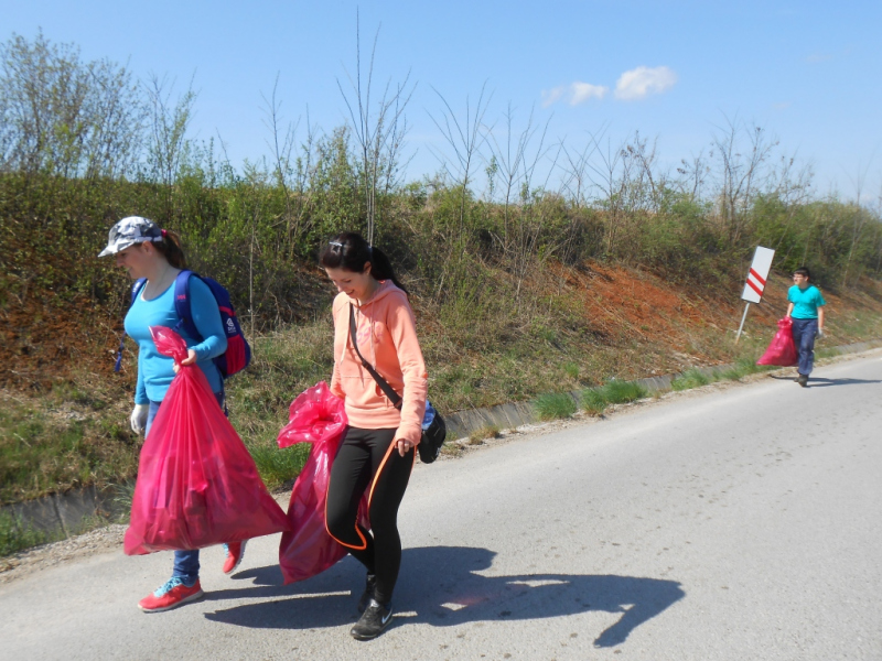 2015/ A tanösvény tisztítása - Čistenie náučného chodníka