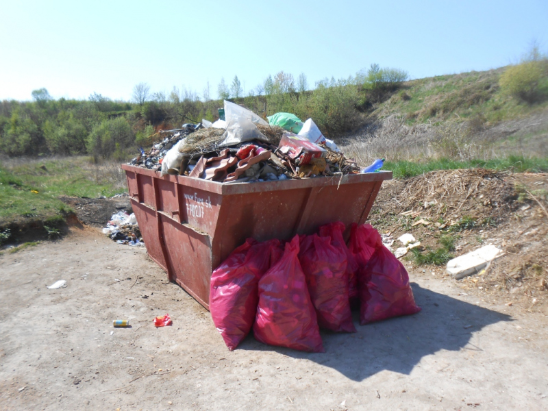 2015/ A tanösvény tisztítása - Čistenie náučného chodníka