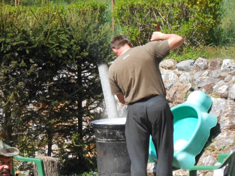 2015/ A tanösvény tisztítása - Čistenie náučného chodníka