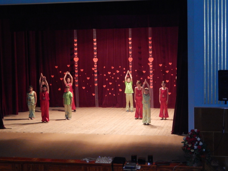 2015/ Anyák napja - Deň matiek - NAPSUGÁR