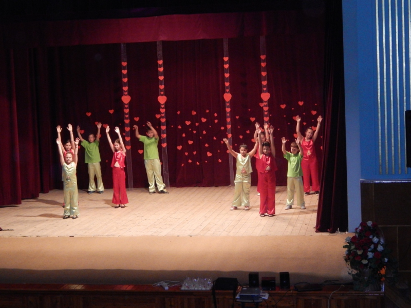 2015/ Anyák napja - Deň matiek - NAPSUGÁR