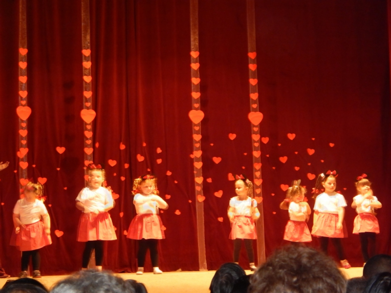 2015/ Anyák napja - Deň matiek - NAPSUGÁR