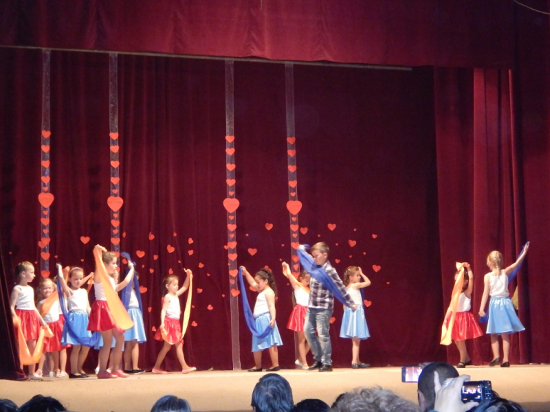 2015/ Anyák napja - Deň matiek - NAPSUGÁR