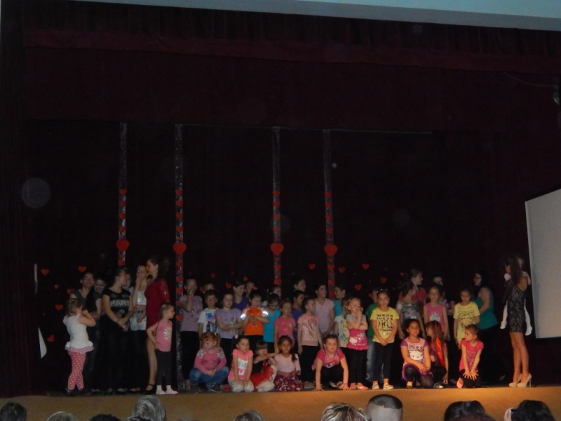 2015/ Anyák napja - Deň matiek - NAPSUGÁR