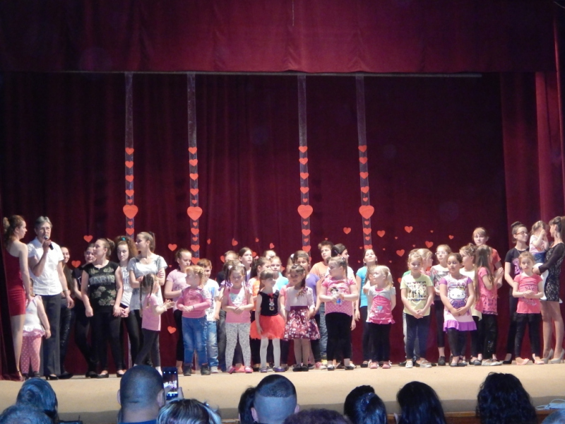 2015/ Anyák napja - Deň matiek - NAPSUGÁR