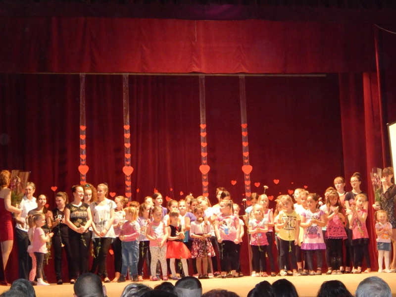 2015/ Anyák napja - Deň matiek - NAPSUGÁR