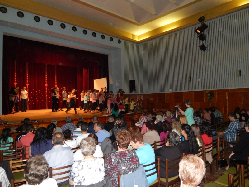 2015/ Anyák napja - Deň matiek - NAPSUGÁR