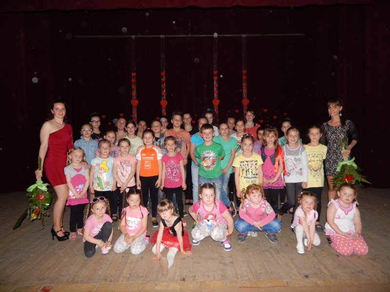 2015/ Anyák napja - Deň matiek - NAPSUGÁR 