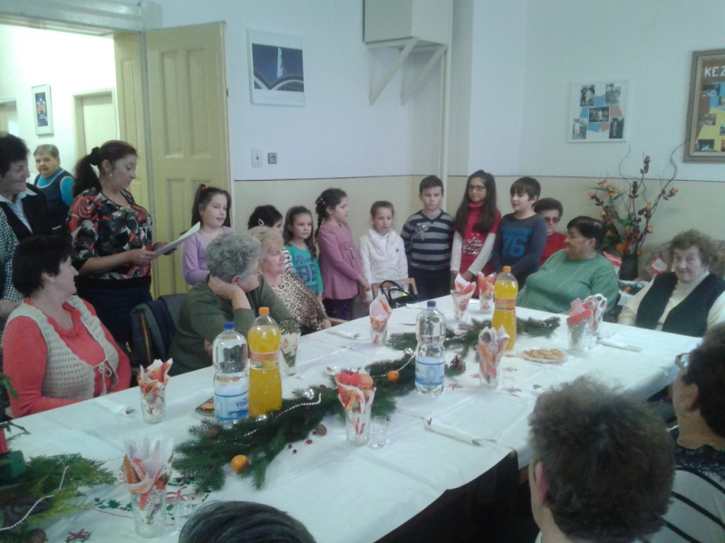 2015/ Nyugdíjas klub - Klub dôchodcov / Karácsony - Vianoce 