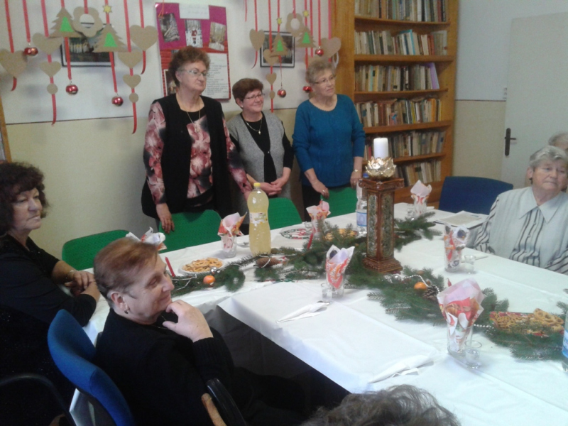 2015/ Nyugdíjas klub - Klub dôchodcov / Karácsony - Vianoce 