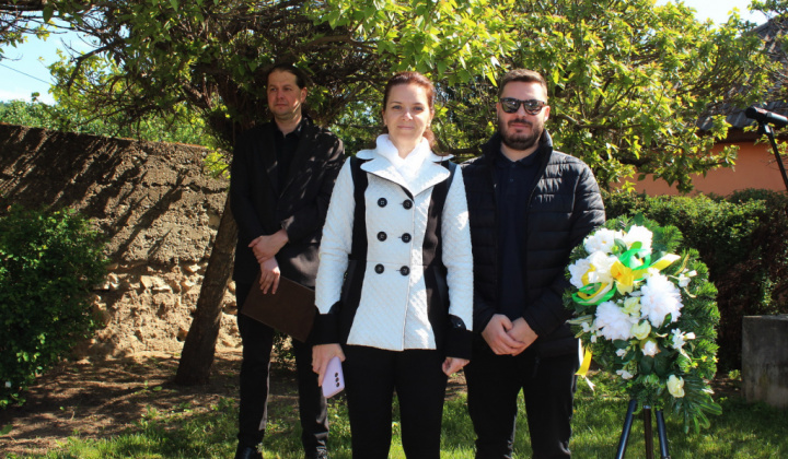 9. fotografia fotogalérie Aktuality / Spomienková slávnosť pri príležitosti 80. výročia uk