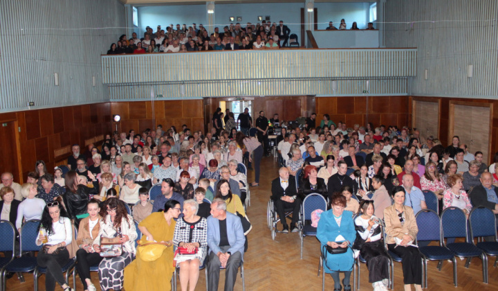 5. fotografia fotogalérie Aktuality / Thália színház: Indul a bakterház 