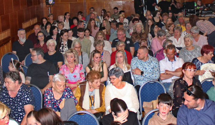 6. fotografia fotogalérie Aktuality / Thália színház: Indul a bakterház 