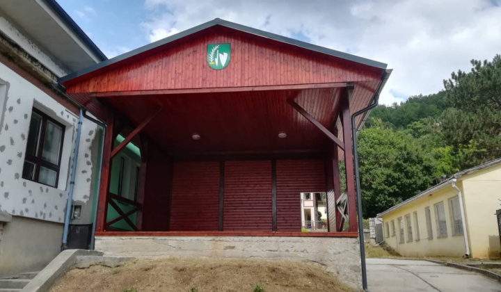 5. fotografia fotogalérie Projekty / Zastrešenie pódia pri Kultúrnom dome