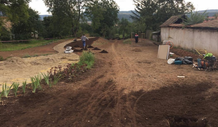 6. fotografia fotogalérie Projekty / Oddychová zóna v centre obce