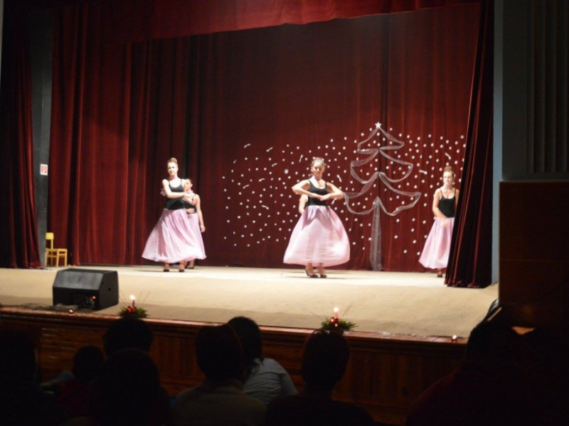 2015/ Karácsonyi esztrád - Vianočná estráda - NAPSUGÁR