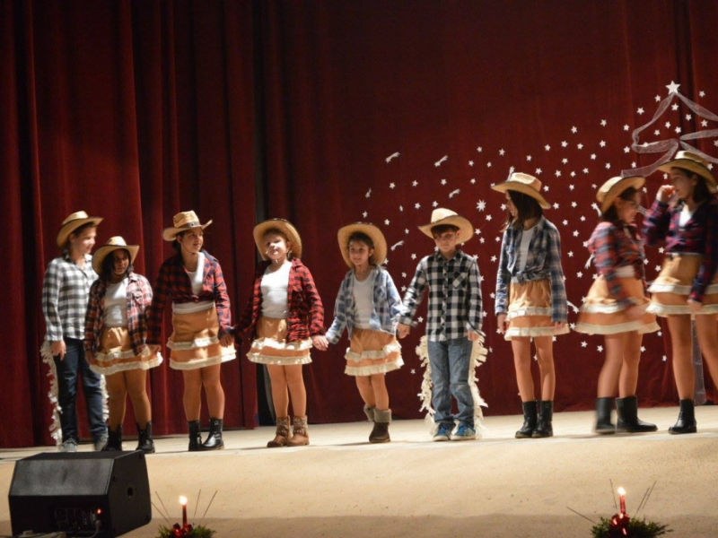 2015/ Karácsonyi esztrád - Vianočná estráda - NAPSUGÁR