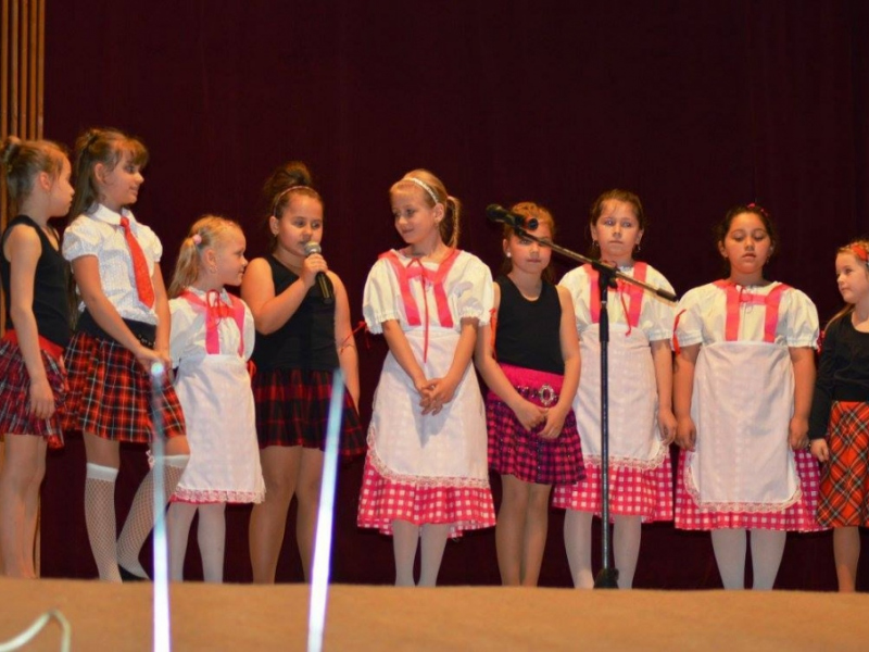 2016/ Anyák napja - Deň matiek - NAPSUGÁR