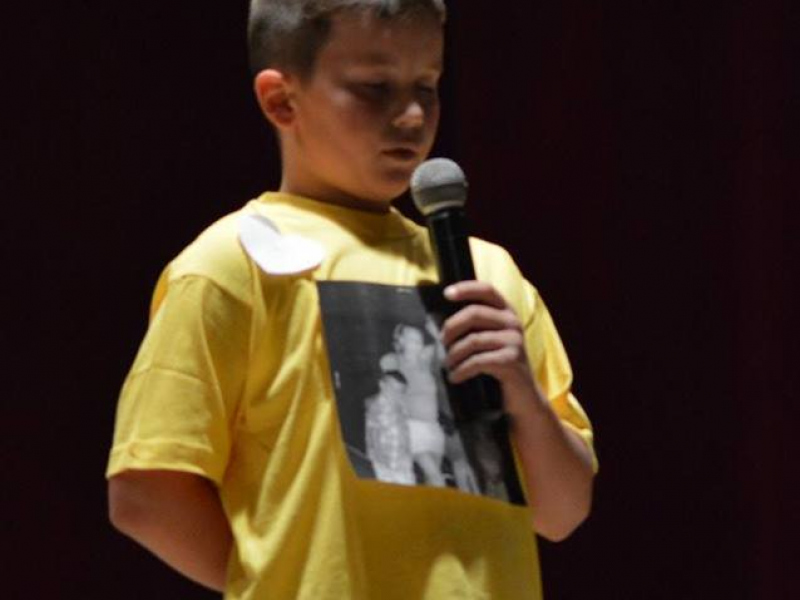 2016/ Anyák napja - Deň matiek - NAPSUGÁR