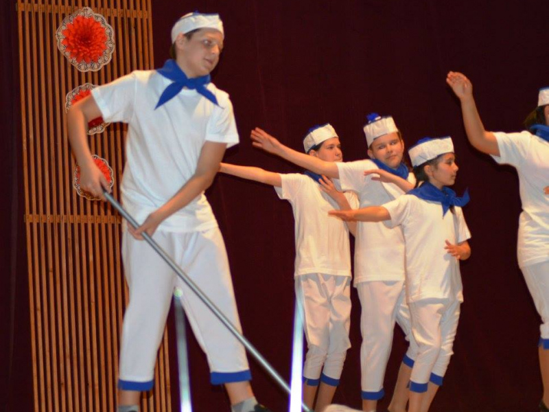 2016/ Anyák napja - Deň matiek - NAPSUGÁR