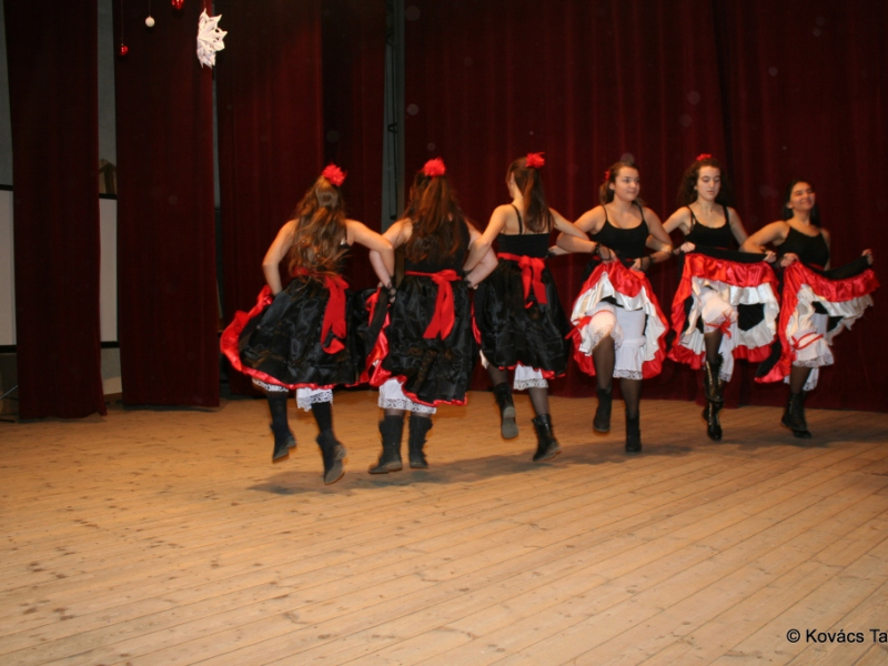 2016/ Karácsonyi esztrád - Vianočná estráda - NAPSUGÁR