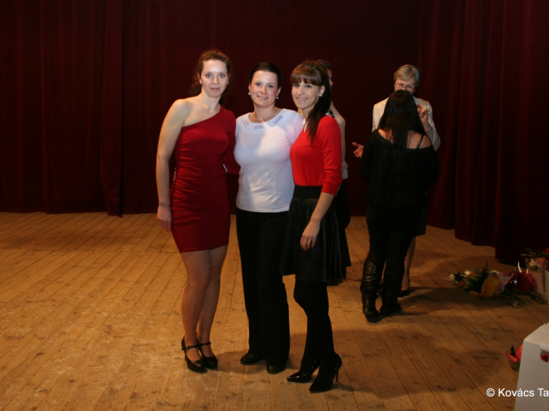 2016/ Karácsonyi esztrád - Vianočná estráda - NAPSUGÁR