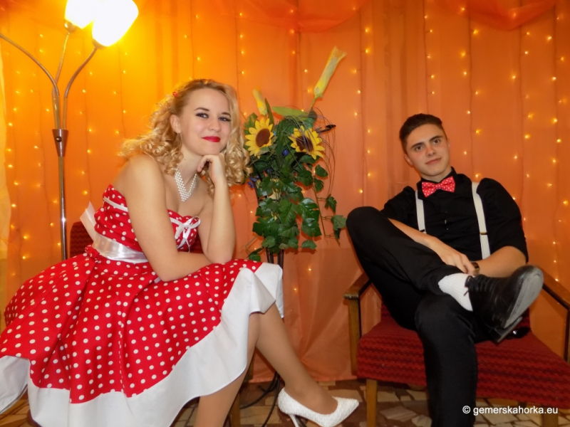 2017/ RETRO bál-ples