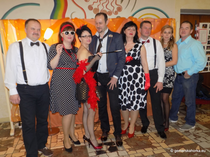 2017/ RETRO bál-ples