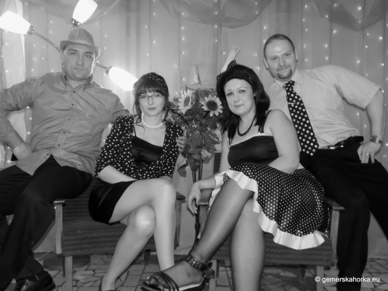 2017/ RETRO bál-ples