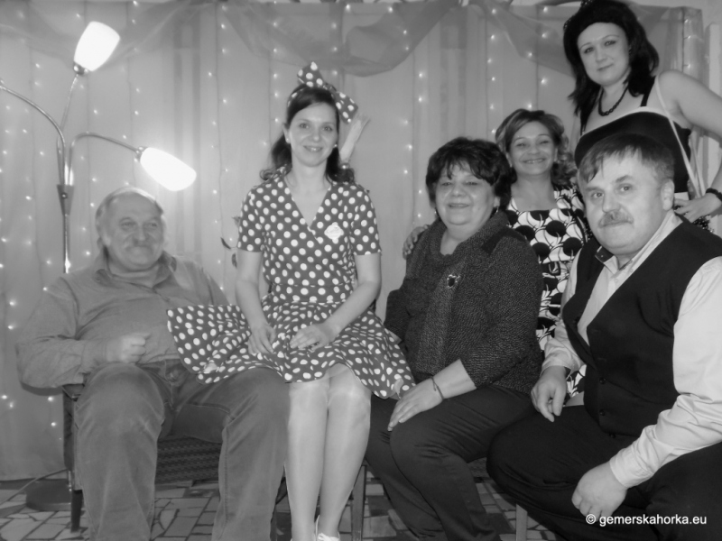 2017/ RETRO bál-ples