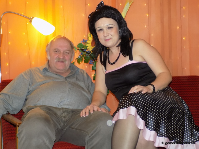 2017/ RETRO bál-ples