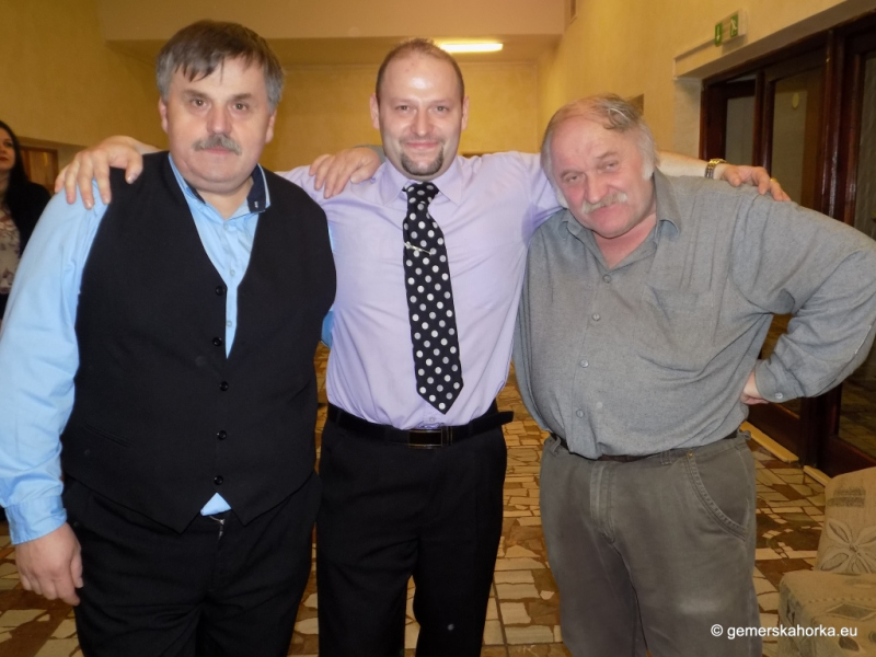 2017/ RETRO bál-ples