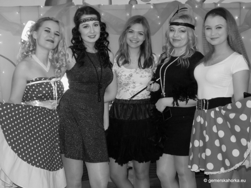 2017/ RETRO bál-ples