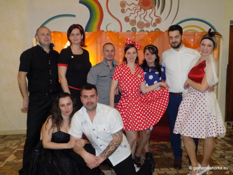 2017/ RETRO bál-ples