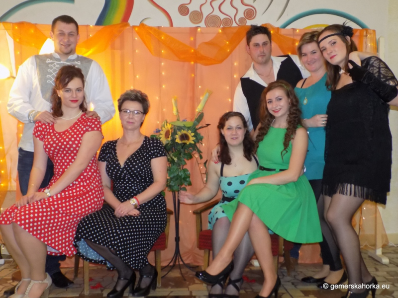 2017/ RETRO bál-ples