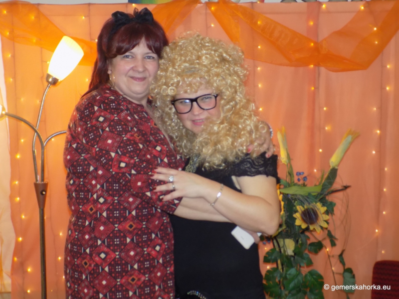 2017/ RETRO bál-ples