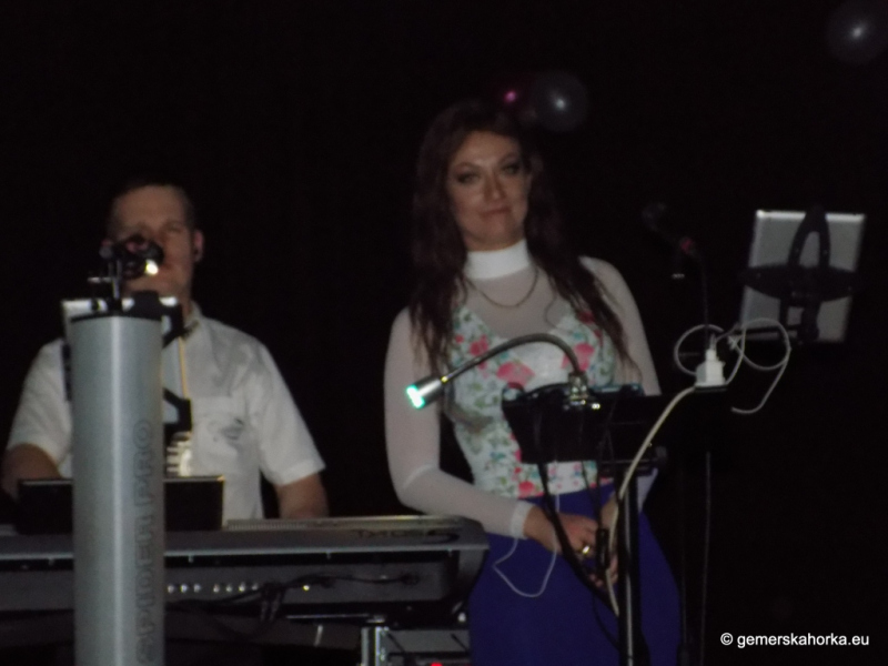 2017/ RETRO bál-ples