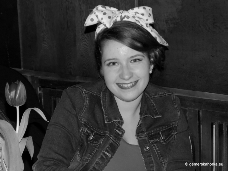 2017/ RETRO bál-ples