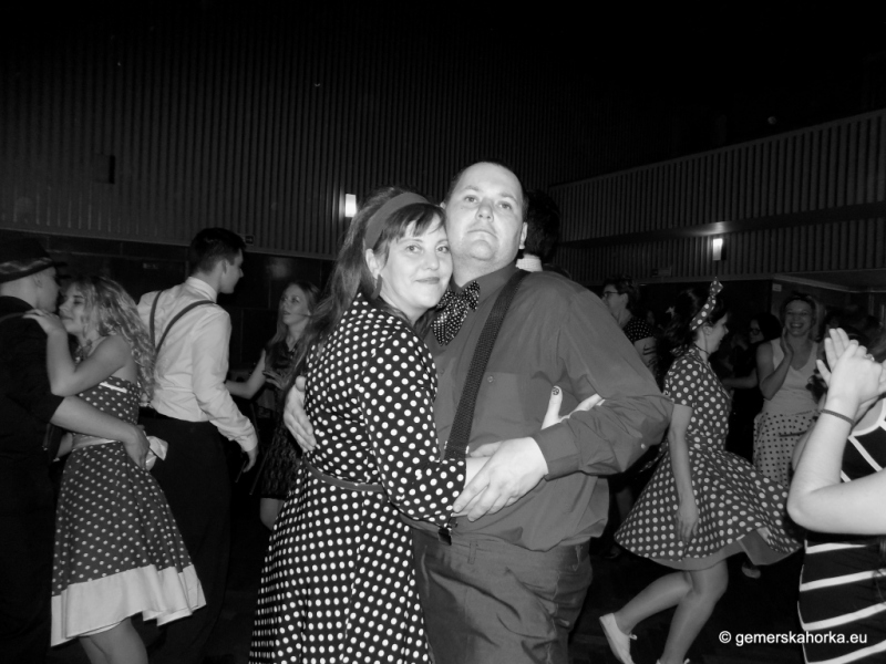 2017/ RETRO bál-ples