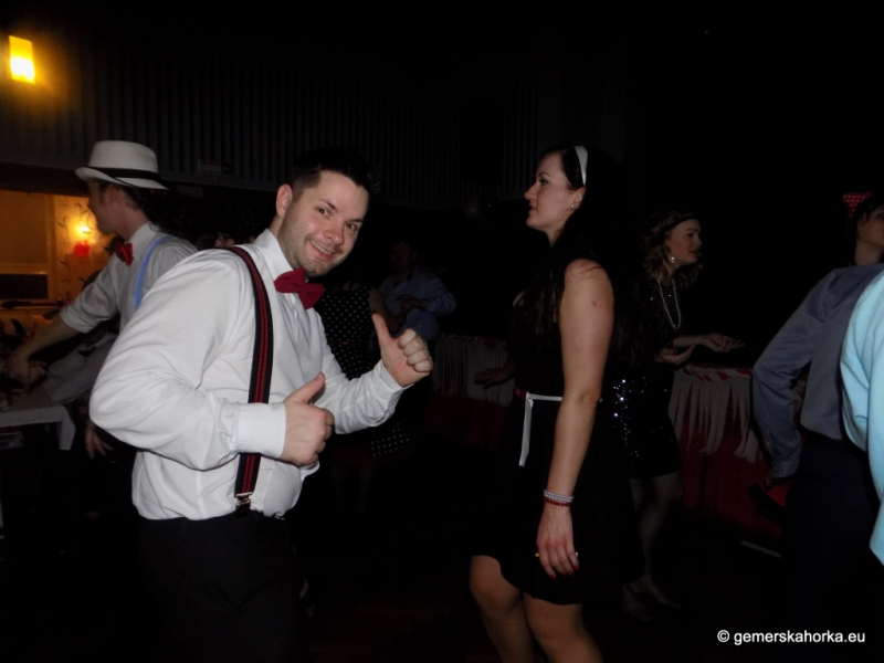 2017/ RETRO bál-ples