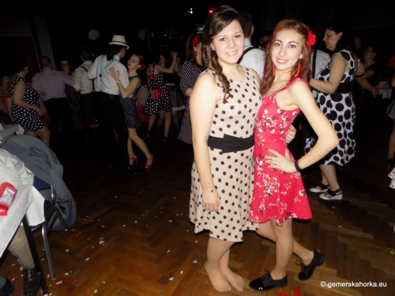 2017/ RETRO bál-ples
